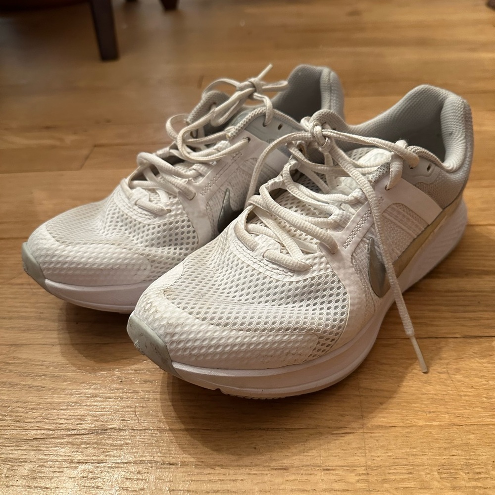 Women's White Athletic Shoes